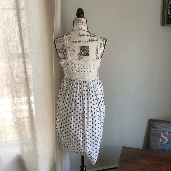 Super cute Midi dress! - Picture 3 of 4